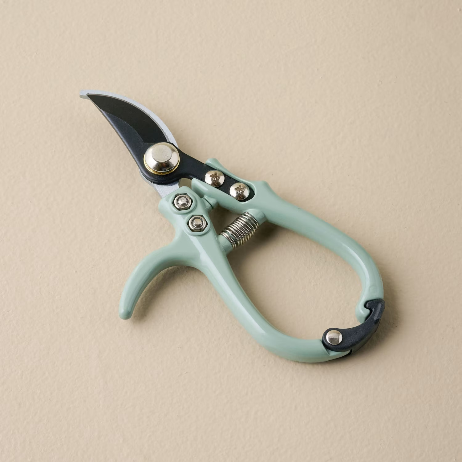 Pale Mint Pruners | Magnolia