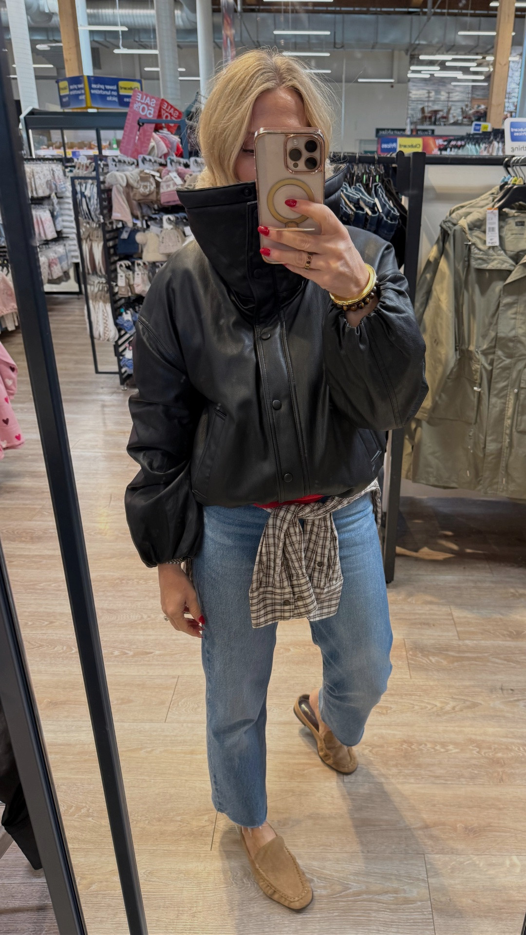 Okay Tesco… I was NOT expecting this 👏🏼🤯
The clothes are SO good right now - the trousers, the coats, the knits… I genuinely couldn’t believe some of the prices!

And as if that wasn’t enough, there’s 25% OFF clothing this weekend 🙌🏼

If your autumn/winter wardrobe needs a little refresh, this might be your sign to have a Tesco browse 👀🛒
 

 #LTKuk #LTKautumn #LTKstyletip