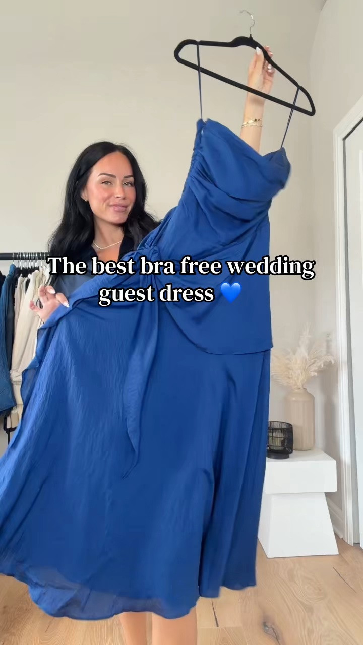 My absolute favorite wedding guest dress 💙 I love how flowy and flattering this one is, and the best part is it has built-in cups pads so you can go bra-free if you want. It also comes with removable straps if you want a little extra support.

✨I’ll have all the details on my LTK.
My sizing: 5’7”, 145 lbs, 32DD. I’m wearing a size small.

@abercrombie wedding guest dress, wedding guest outfit, summer wedding outfit, formal dress, maxi dress, bra free dress, built in cups, elegant dress, wedding season, neutral dress, dress inspiration, occasion outfit, wedding style