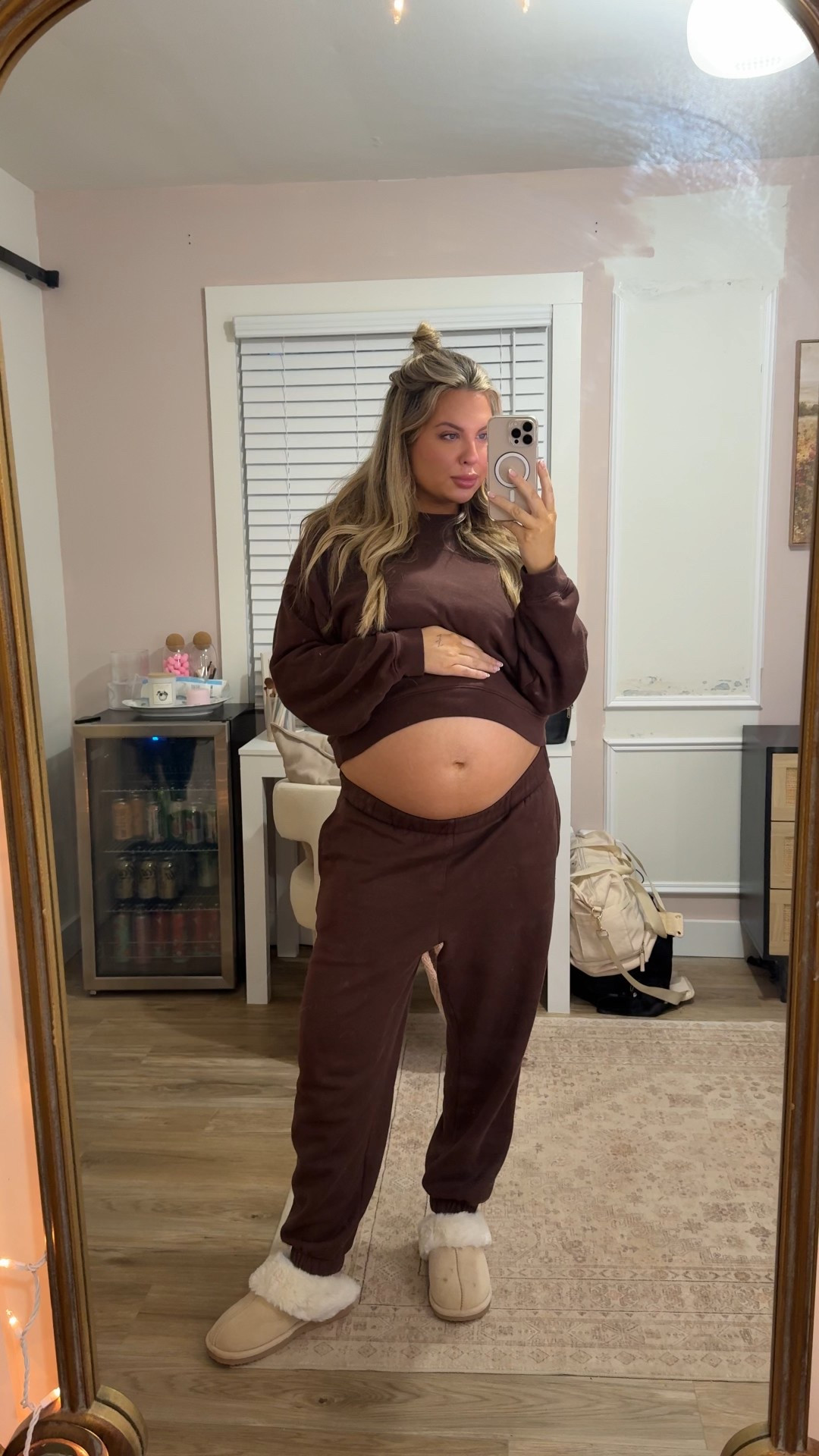 The best postpartum/pregnancy friendly lounge set 🤎

#LTKOver40 #LTKSeasonal #LTKSaleAlert