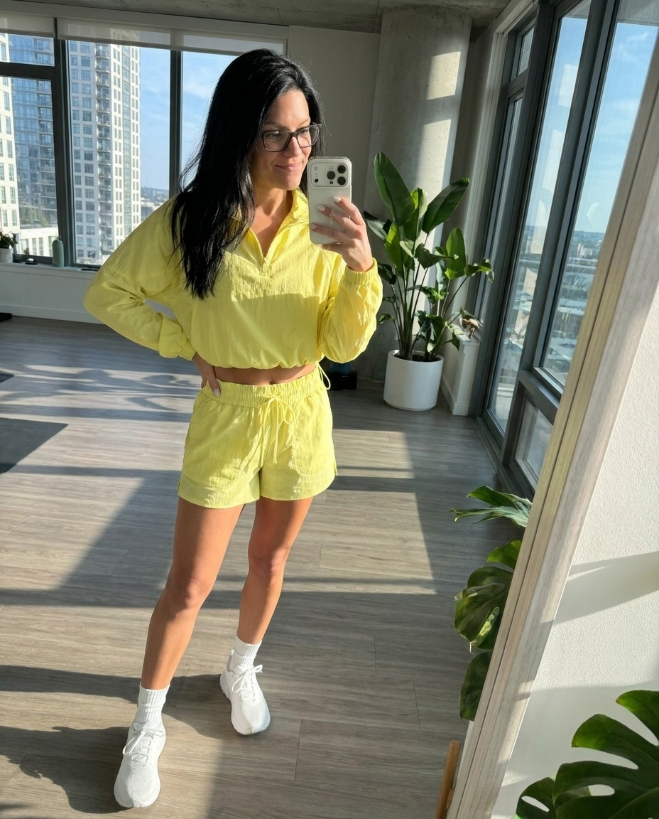 Obsessing over this @Alo Yoga set 😍

#athleisure #momstyle #active

#LTKmomlife #LTKPetite #LTKActive