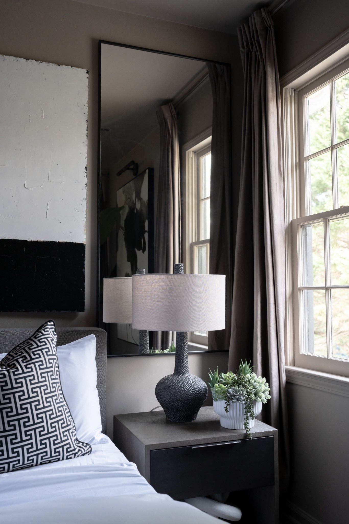 Eeek! I absolutely this Spring Glow up on the bedroom!!!!!! This was so easy and affordable and the result is AMAZING!!!!! xxV🖤

#LTKHome #LTKSeasonal 

#LTKSeasonal #LTKStyleTip #LTKHome