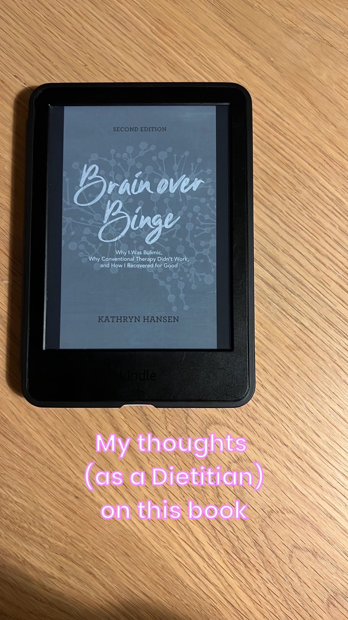Overall? 2/5 stars. ⭐️ 
The author presented her information as being unconventional, when in reality it’s extremely conventional. It’s a shame that so many will be dissuaded from seeking professional help due to the overall tone of this book. 
Full review up is on my blog. Find it here 👉🏼 https://yatesnutrition.com/brain-over-binge-dietitian-review/