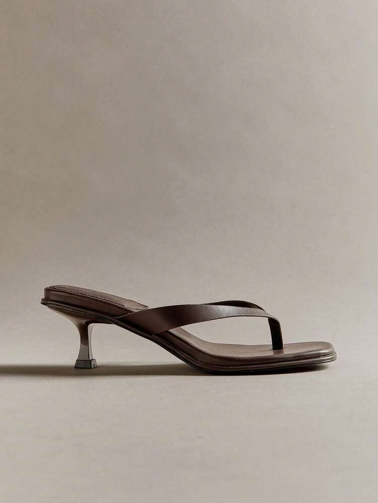 Hauture Fabulosas sandalias de dama con tira en forma de chancla, de punta cuadrada, con tac\u00f... | SHEIN