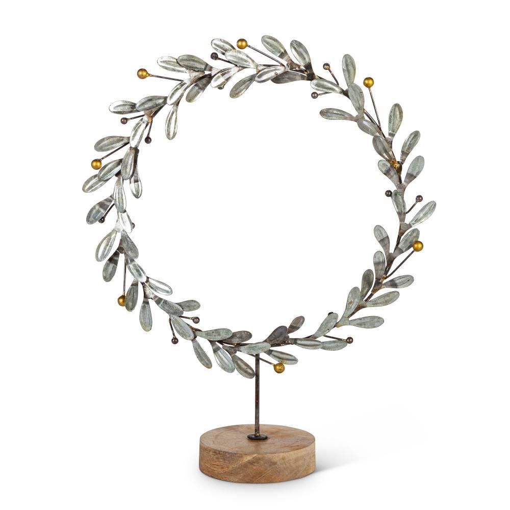 14.50 in. H Metal Star Wreath | The Home Depot