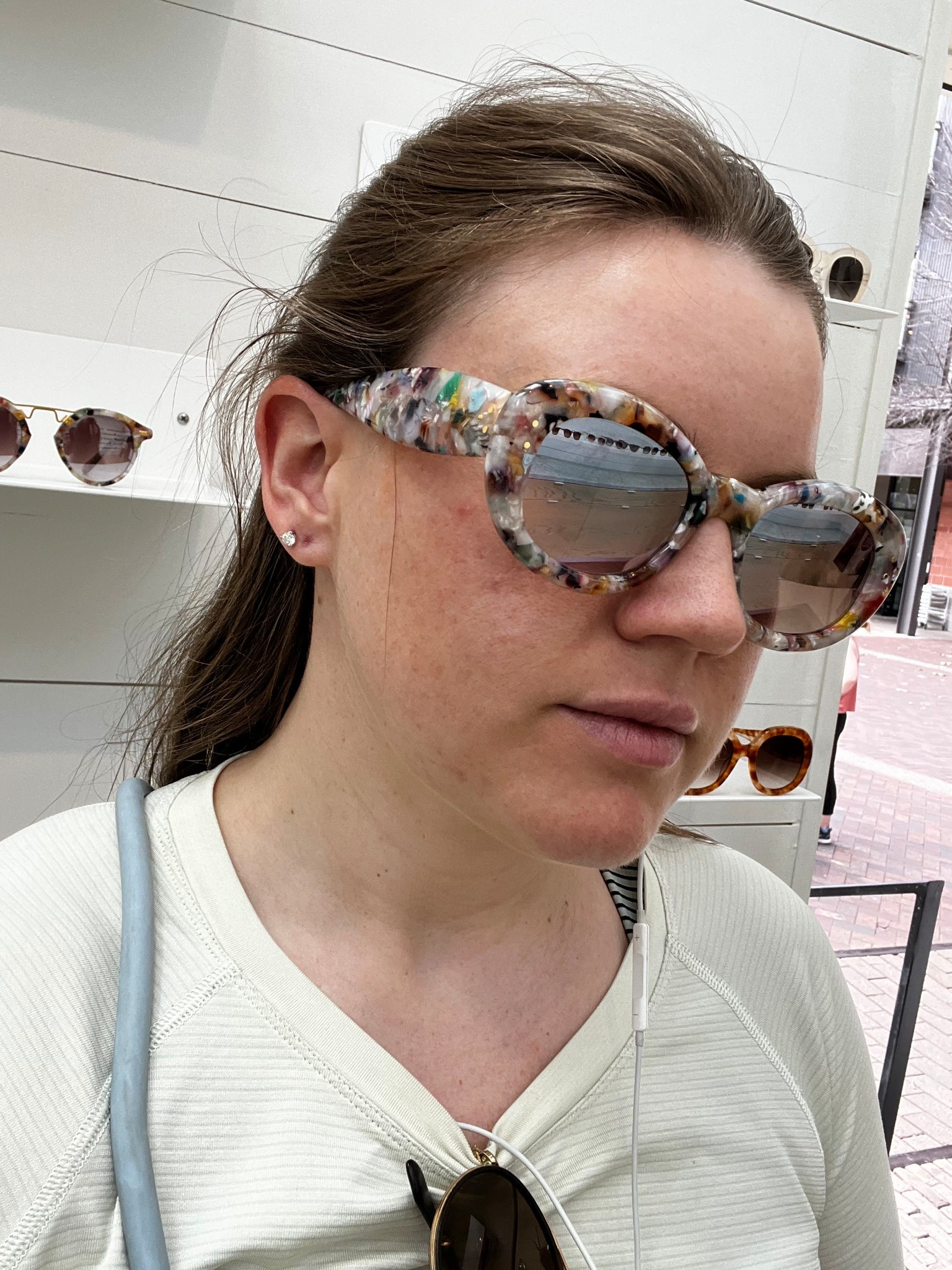 Krewe Margaret sunglasses and Lululemon swiftly long sleeve are an essential

#LTKFindsUnder100 #LTKTravel #LTKSpringSale