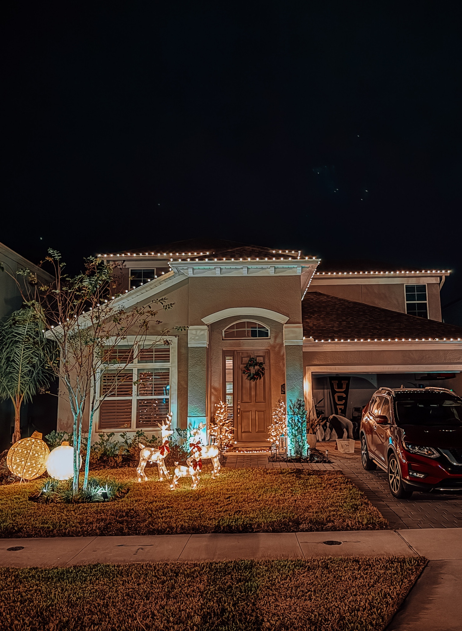 Christmas decor from Best Choice Products use LEULEU_THEBLUEHOLIDAY to save extra 10% 
christmas santa lawn lights house home decorations xmas trees 
https://get.aspr.app/SHpoD

#LTKGiftGuide #LTKHoliday #LTKSeasonal