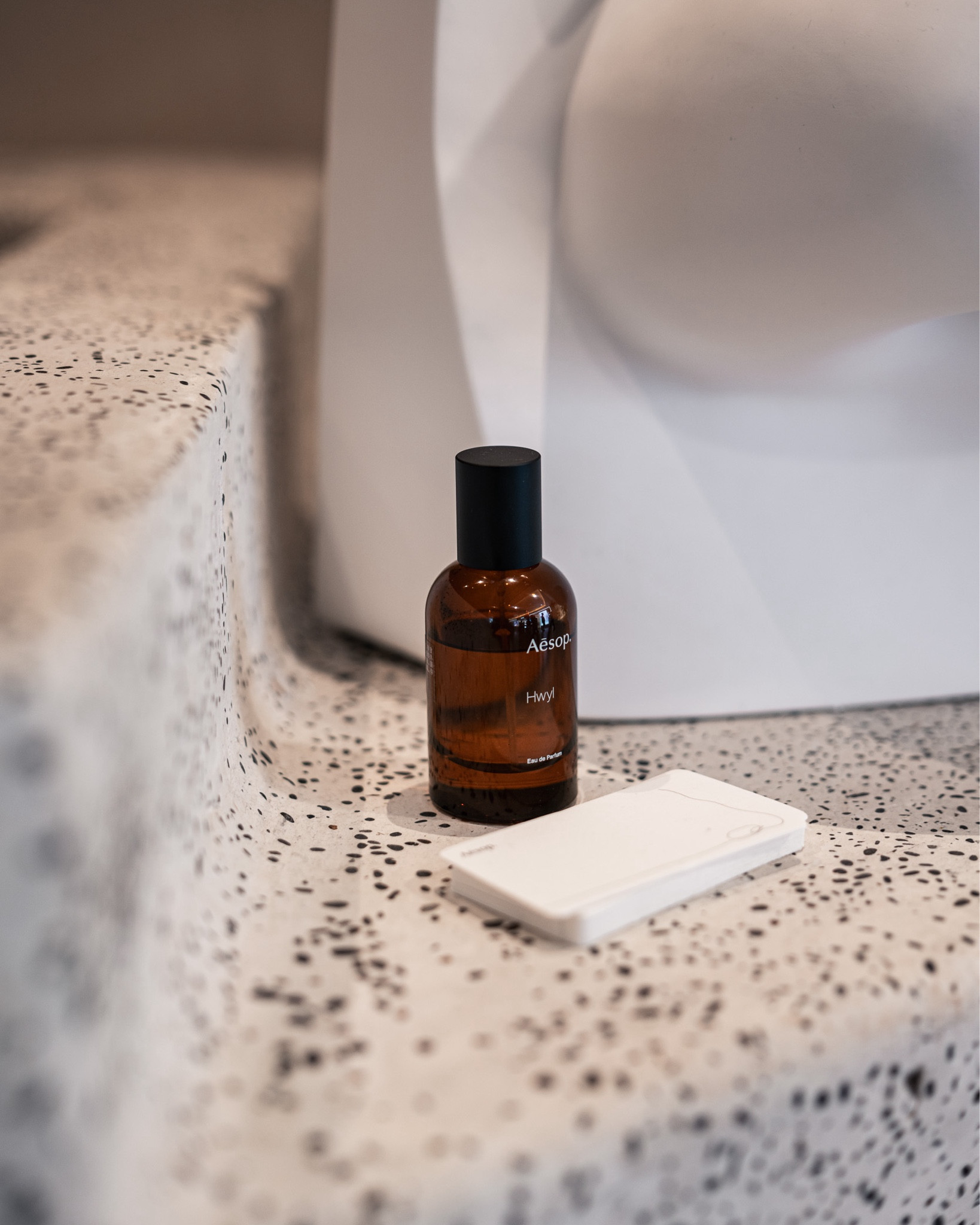 Take your pick: floral, fresh, woody or opulent fragrances? Notes of cypress, frankincense, vetiver cut through humid summers for a spicy and smoky ensemble.

#LTKsummer #LTKasia