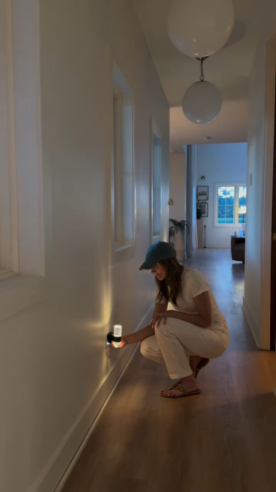 I am loving these night lights from Amazon!  They add the perfect glow and are pretty.  Have a great day!

As always comment SHOP for a link.

#decoratingideas #nightlight #hallwayinspo #moderntraditional

#LTKHome