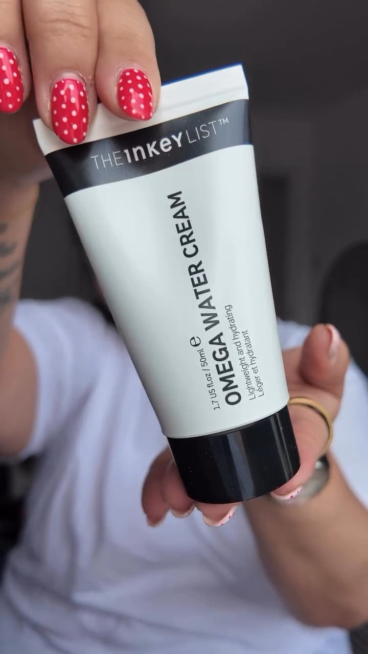 Have you tried @theinkeylist omega water cream moisturiser? 

It’s been a staple in my skincare routine! 

#skincare #theinkeylist #sensitiveskincare #moisturiser #skincareugc #ugcexample