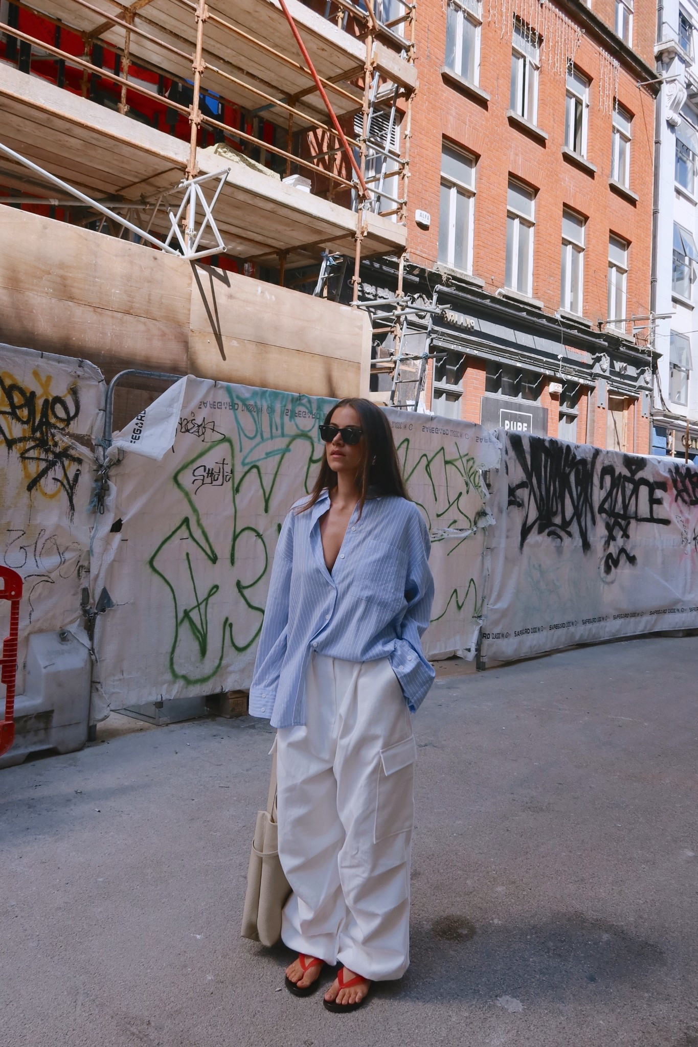 Cargos are back (according to this outfit) 🔥

#LTKeurope #LTKstyletip #LTKsummer