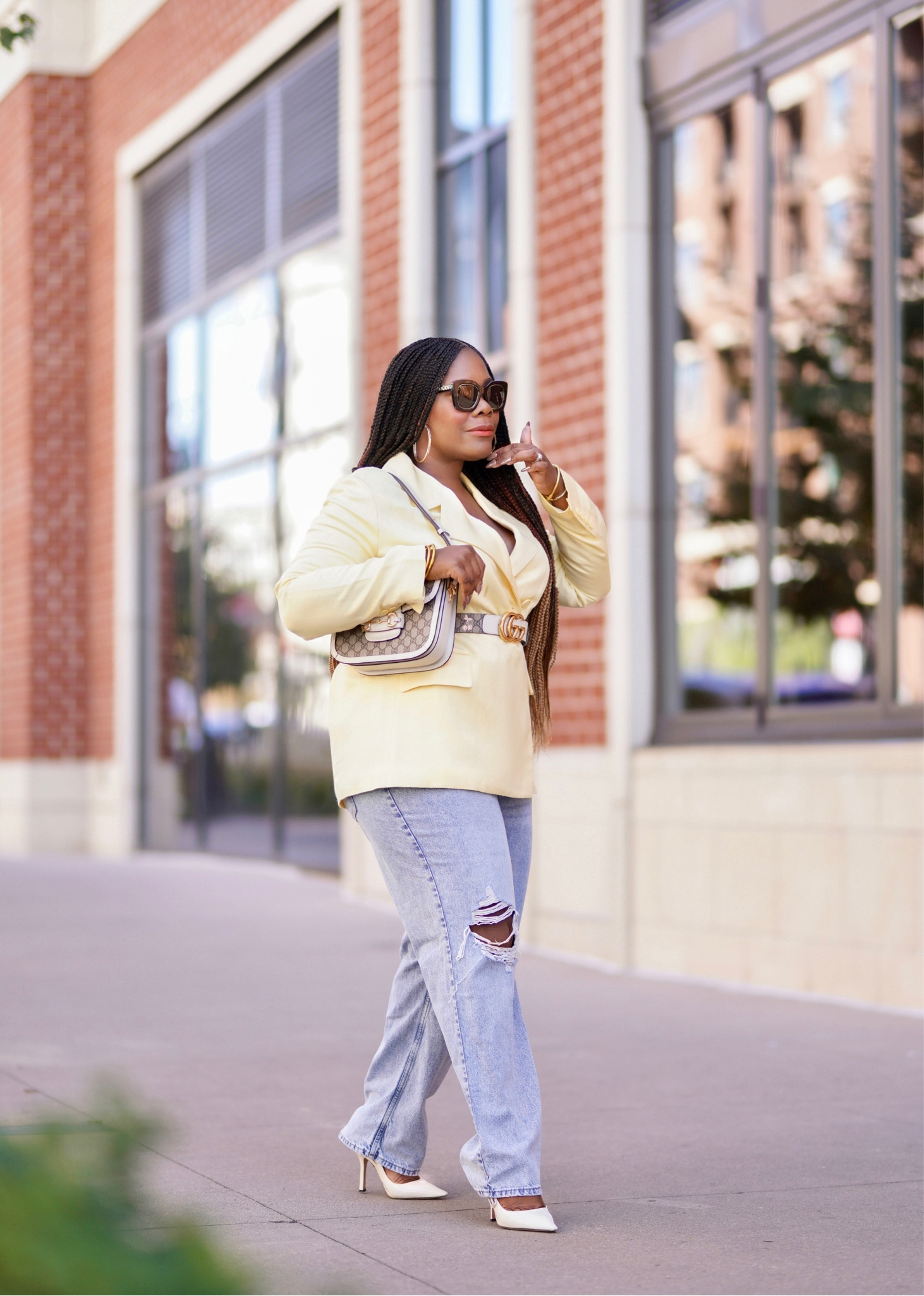 Casual chic workwear , fall outfit , mid size fashion, midsize style , jeans outfits , blazer outfits , linen blazer , linen blend blazer , denim style , midsize fashion, midsize mom , mom style 

#LTKSeasonal #LTKmidsize #LTKsalealert