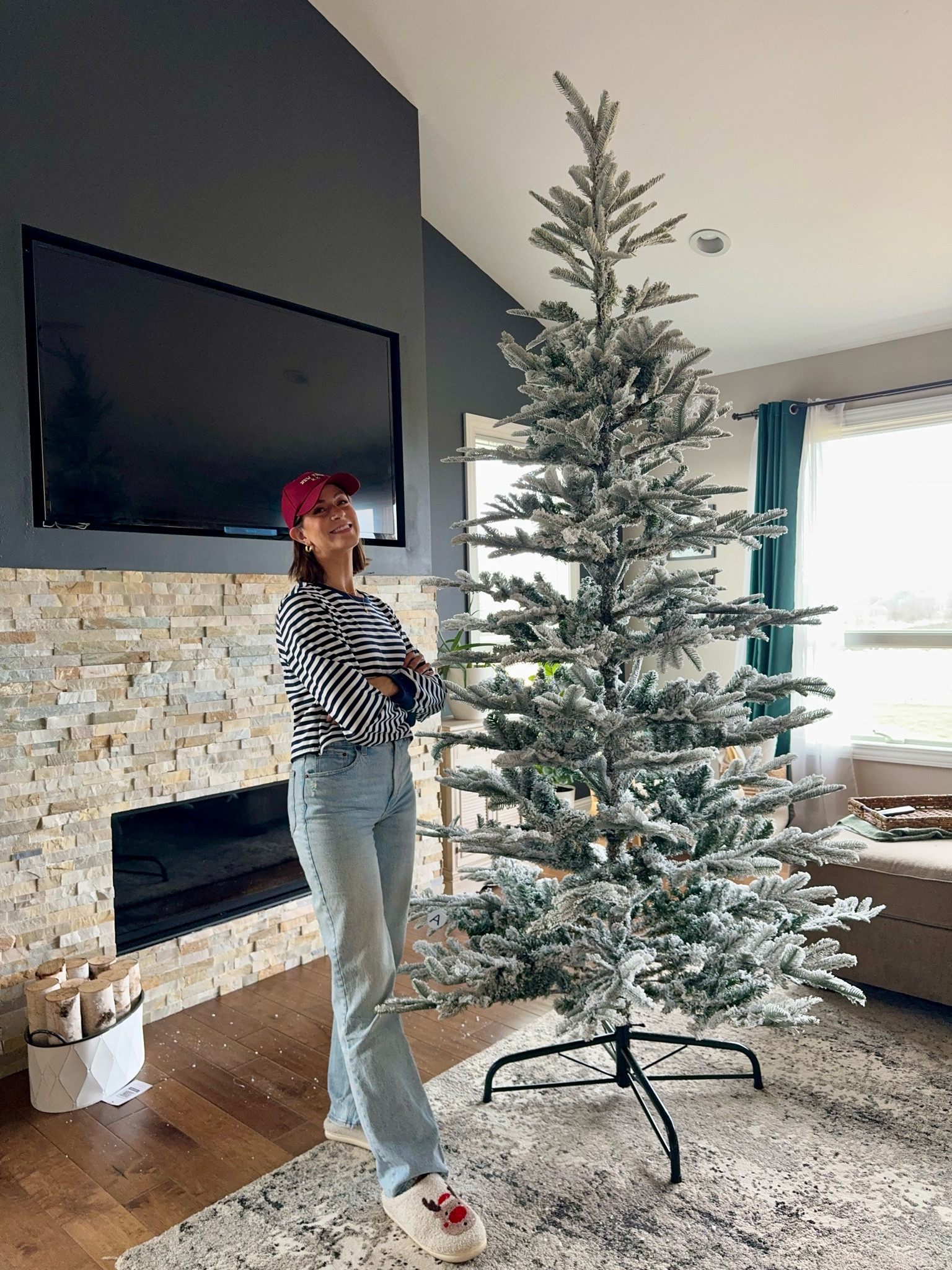 9’ king of Christmas tree 

#LTKCyberWeek #LTKHome #LTKSeasonal