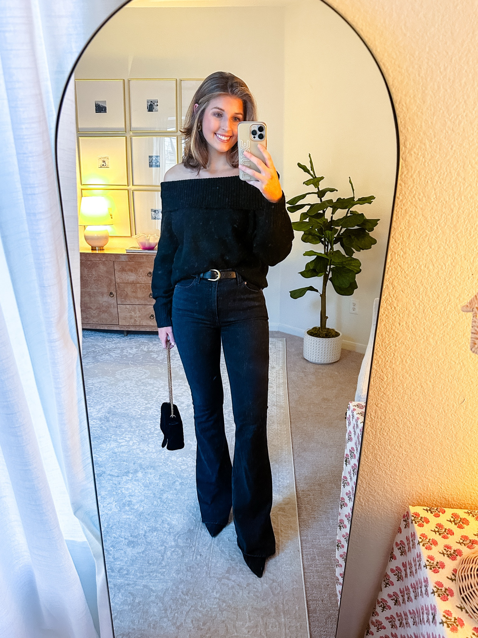 Date night fit! Wearing a s in sweater and 26 in jeanss

#LTKStyleTip #LTKSeasonal