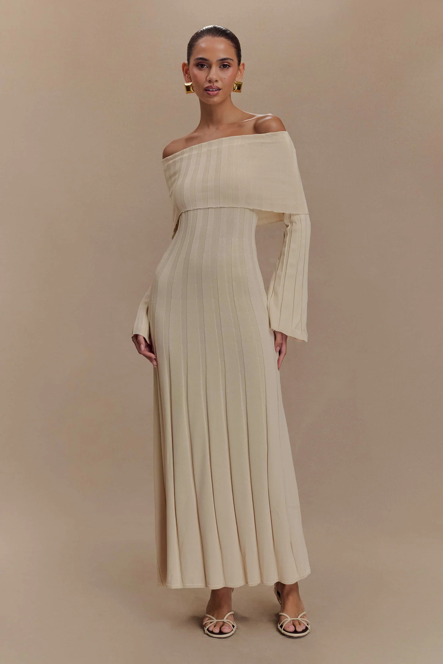 Alonza Long Sleeve Knit Midi Dress - Cream | MESHKI US