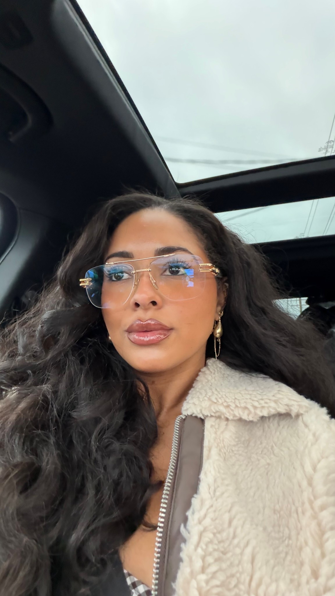 The perfect lip combo 

Lip liner: Limitless Brown
Lipstick: Teddy 2.0
Topped it off with milk lip gloss! 

#LTKdayinmylife #LTKBeauty #LTKFindsUnder50