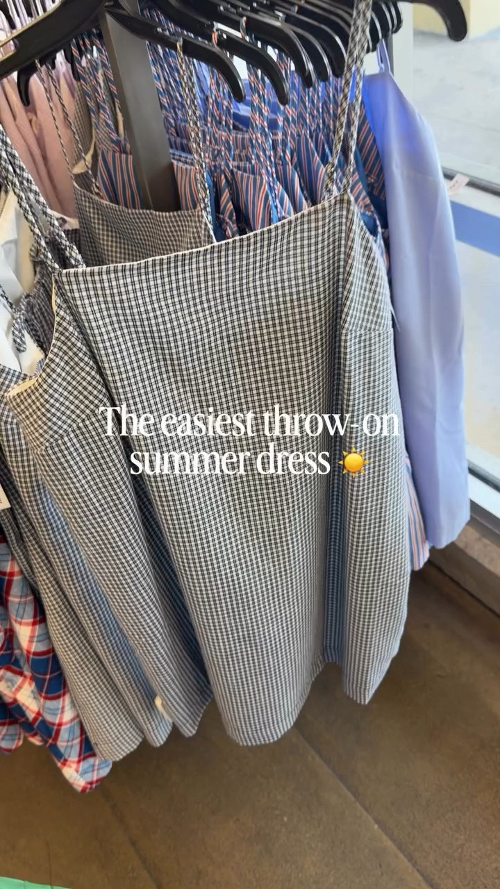 An easy summer dress under $20? Immediate yes ☀️ Perfect for summer errands, vacation, or everyday casual outfits 🤍 

#affordablefashion #affordablefinds #oldnavystyle #summerstyle #cutedress