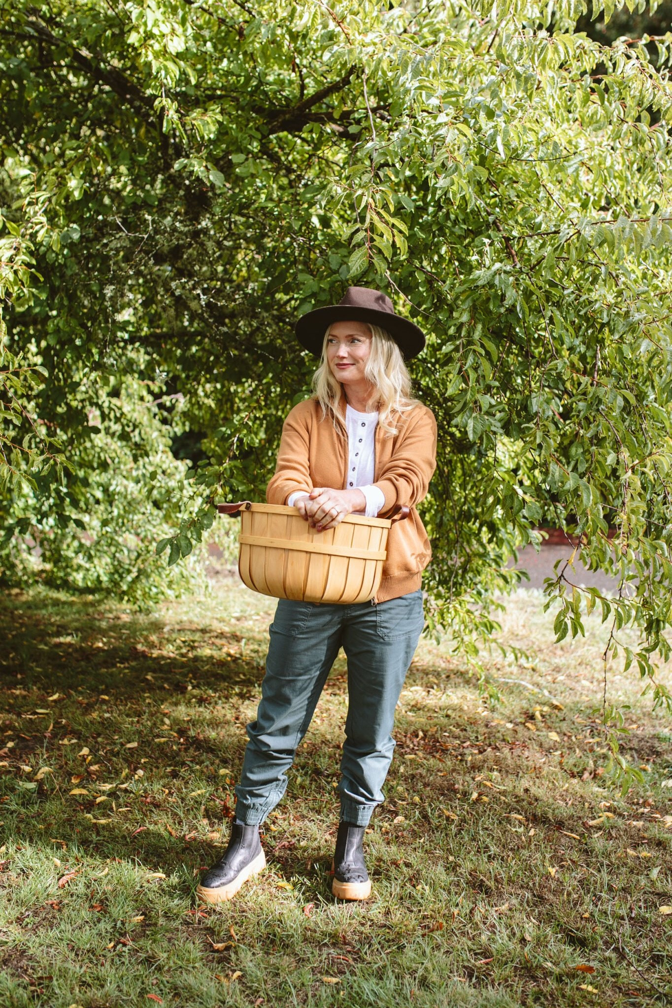 The white henley is one of my favorite basics here – super thin and easy to layer and drapes so well. The joggers bunch so well with taller ankle boots as you can see and are a great utilitarian vibe. The joggers are high-waisted FYI.

#LTKover40 #LTKstyletip #LTKshoecrush