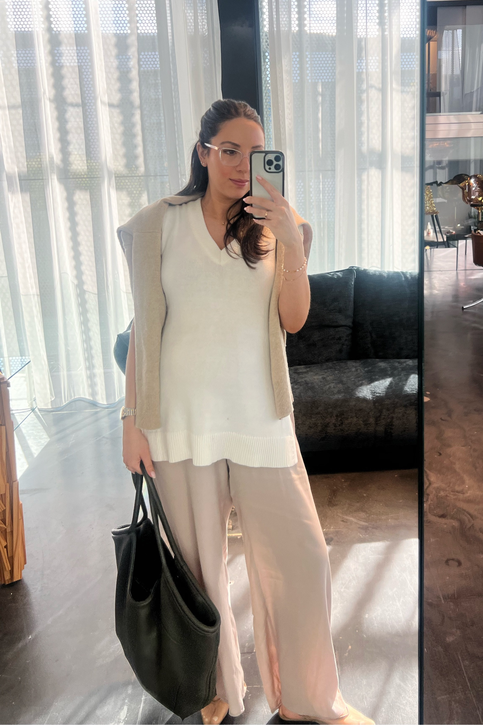 Pregnancy chic workwear outfit. So flowy and comfy! 

#LTKaustralia #LTKmaternity #LTKworkwear