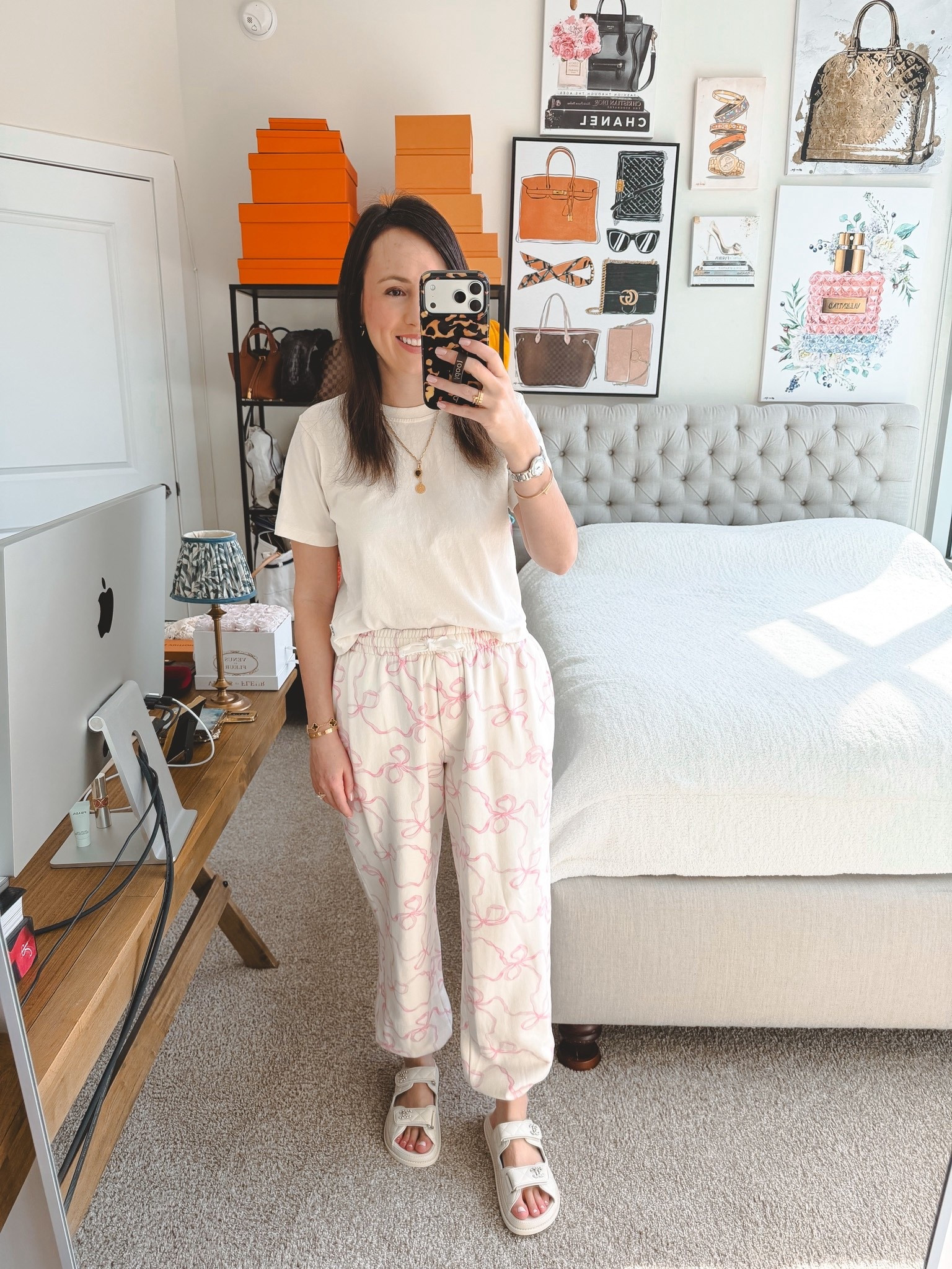 Cutest and comfiest Loveshackfancy jogger sweatpants!



#LTKootd #LTKSeasonal