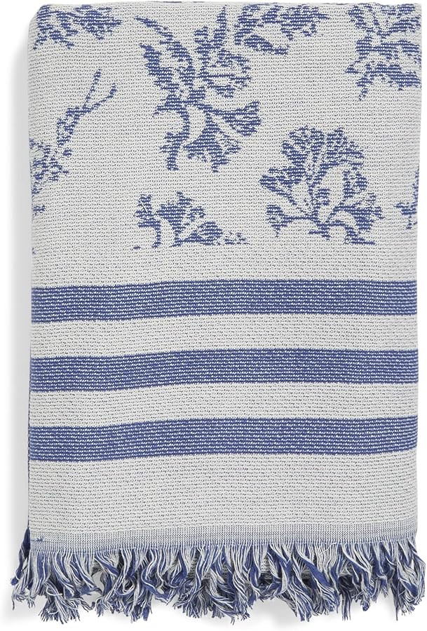 Vera Bradley Women's Beach Towel | Amazon (US)