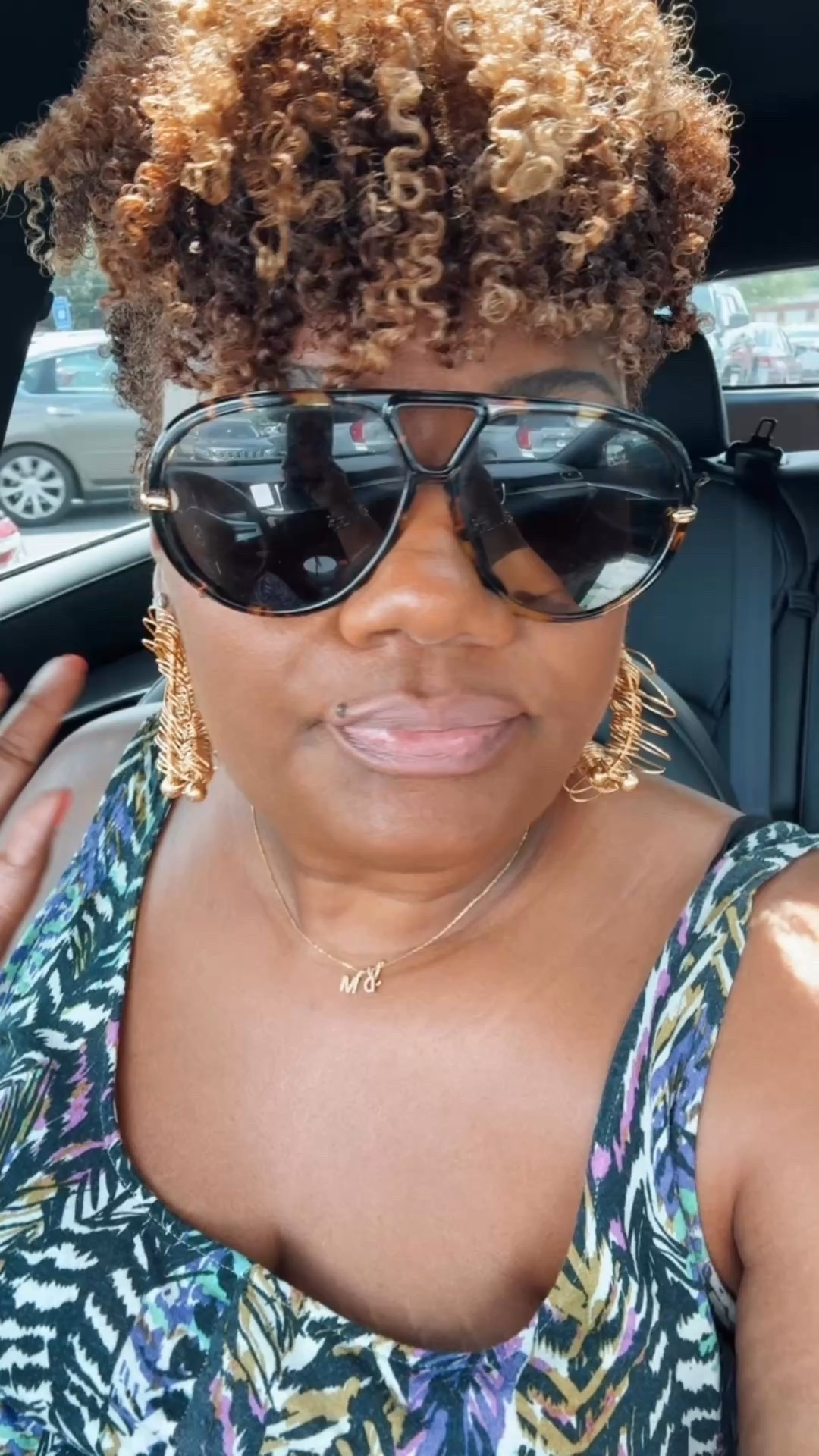 Amazon now has the dupe to these sunglasses 

#LTKSummerEdit #LTKStyleTip #LTKOver40