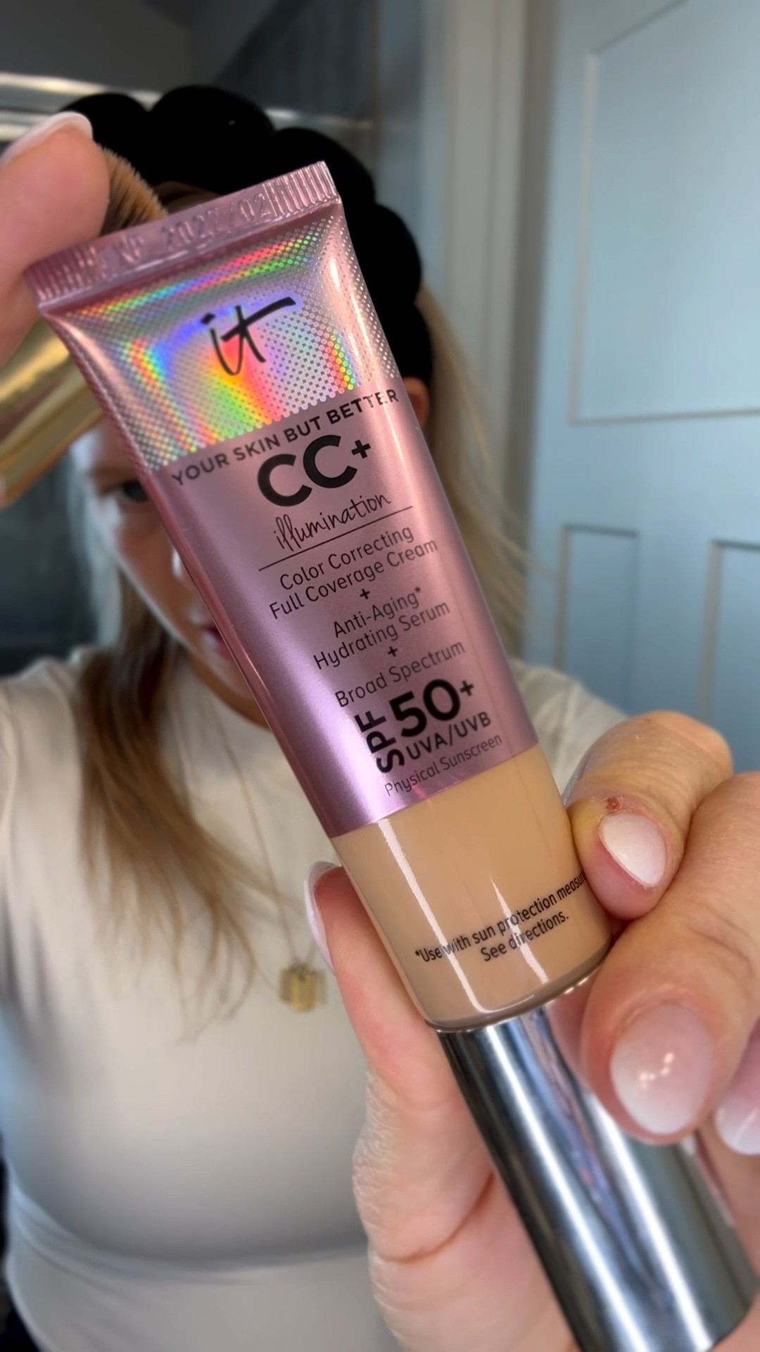 My favorite everyday foundation! SPF 50
Medium coverage — I use shade neutral medium
And it cosmetics is having a sale! 35% off!

#LTKgrwm #LTKBeauty #LTKSaleAlert