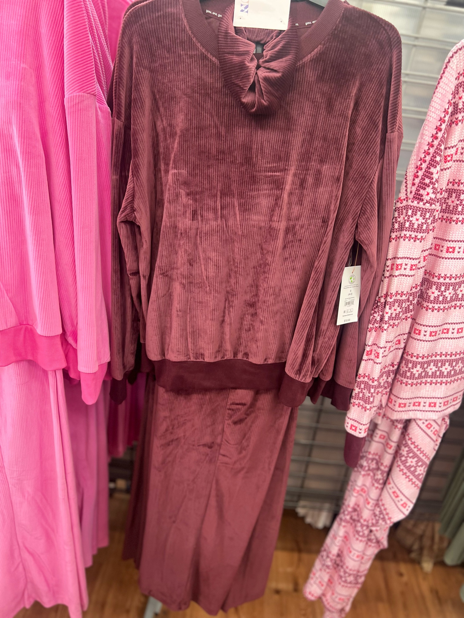 Trending Walmart Pajama Lounge Set! 



#LTKGiftGuide #LTKSeasonal #LTKtravel