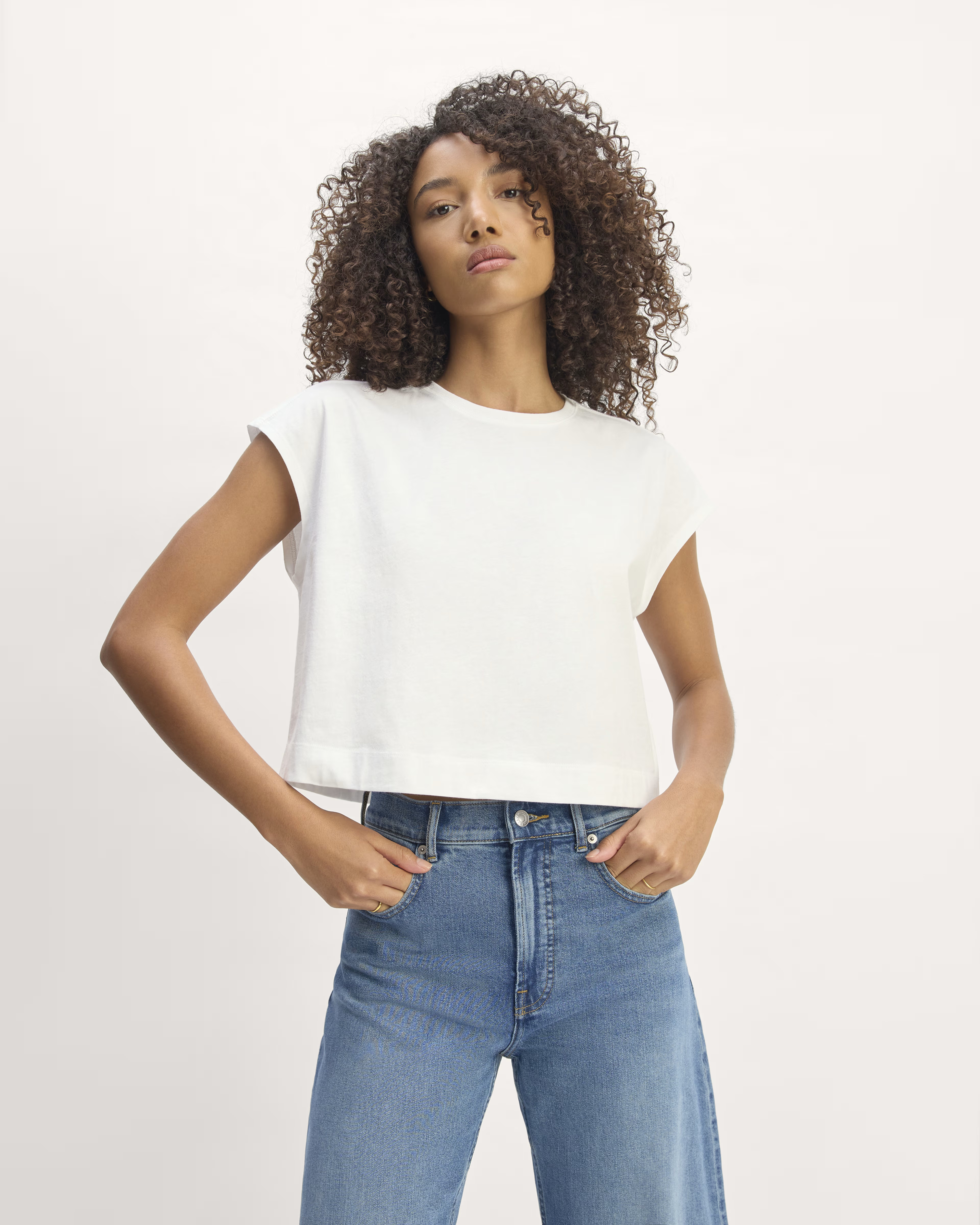 The Muscle Cropped Tee in Essential Cotton | Everlane