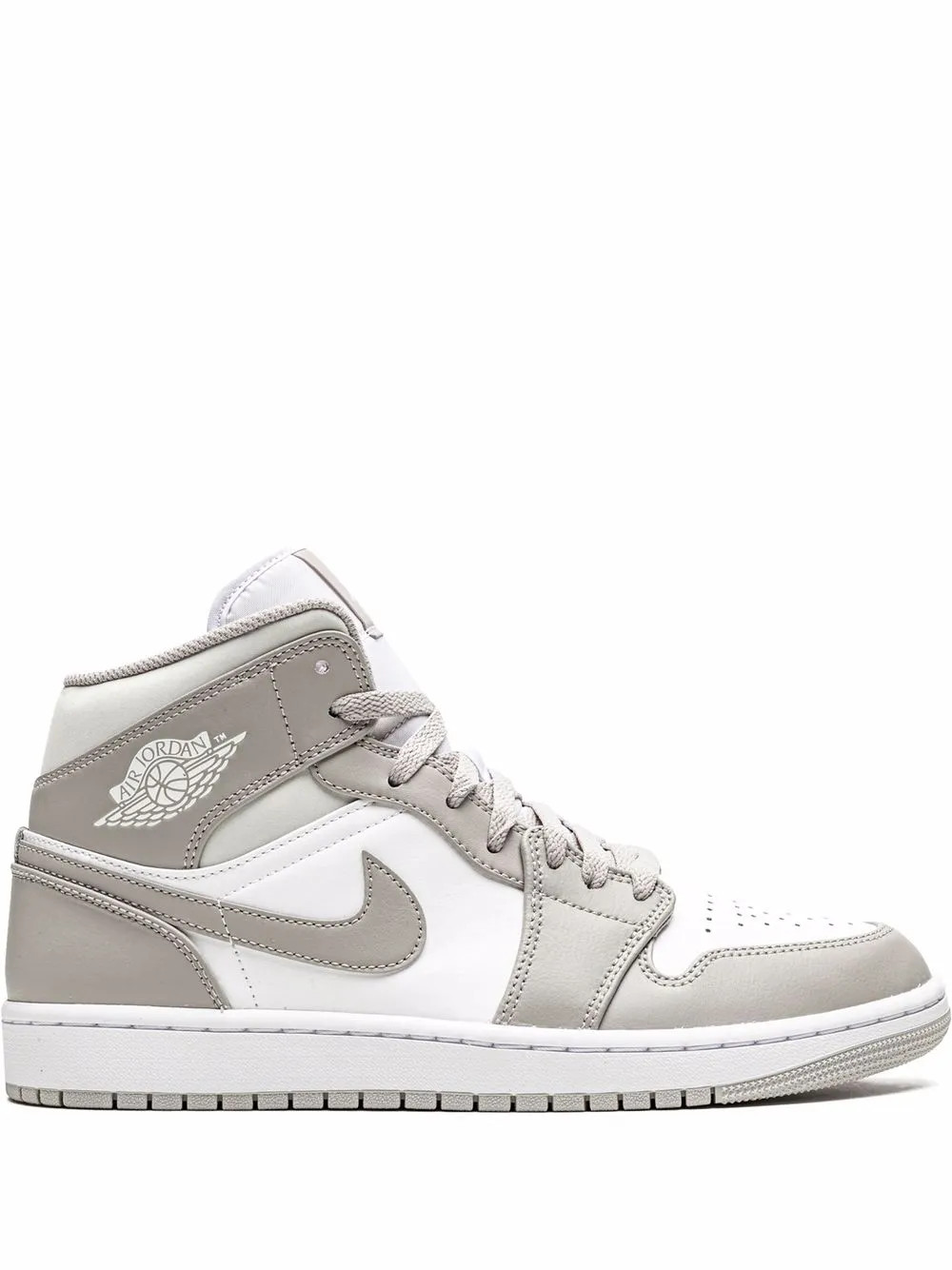 Air Jordan 1 Mid sneakers | Farfetch (UK)
