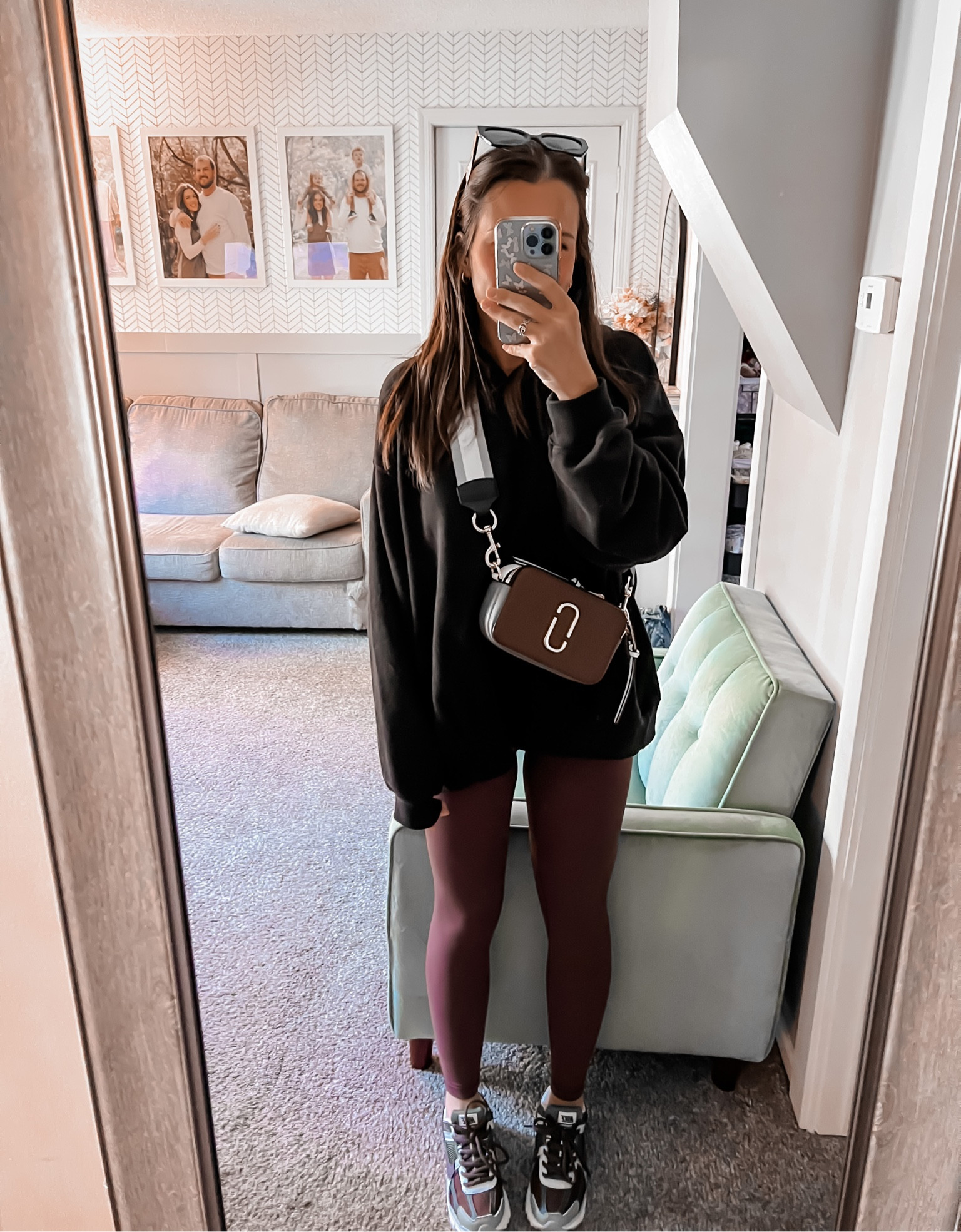 Sweatshirt: size S
Pants: size S
Bag: color 7

#LTKSeasonal #LTKitbag