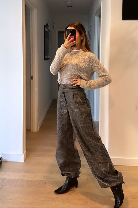 ok these pants are under $99 and I’m obsessed 

#LTKworkwear #LTKstyletip #LTKSeasonal