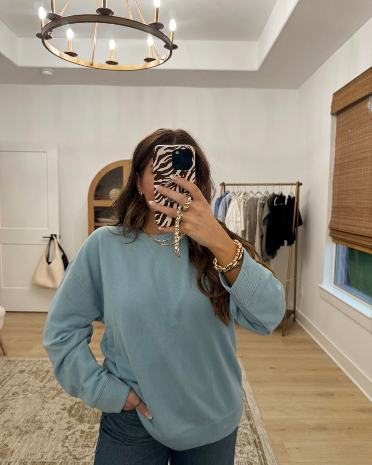 Sweatshirt from Walmart🍁

Walmart outfit, Walmart style, Walmart fashion, wear now wear later, fall outfit,
Madison Payne

#LTKSeasonal #LTKFindsUnder50 #LTKStyleTip