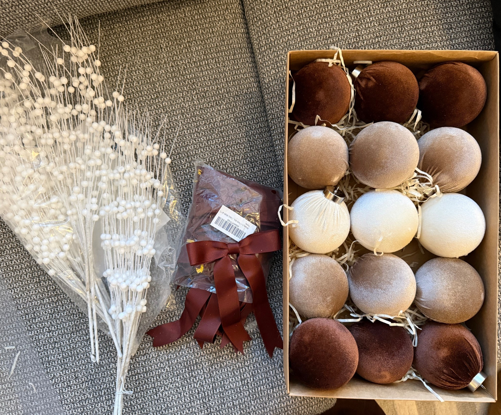 Here are some of my new Christmas tree decorations! went with a brown vibe this year! 

#LTKHoliday #LTKStyleTip #LTKHome