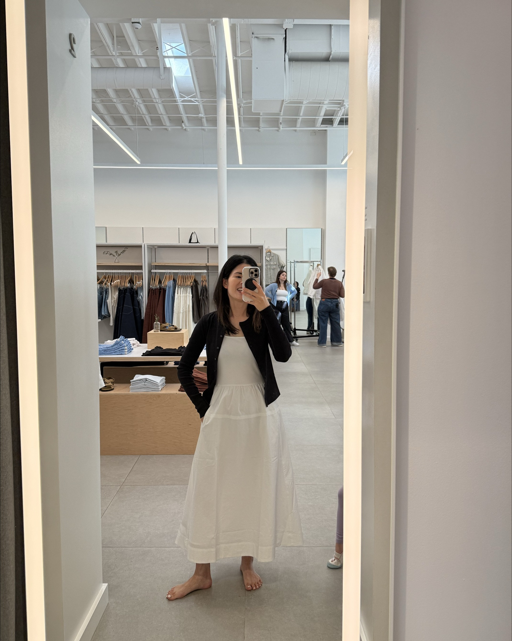 Everlane selfie cardigan: in a xs but I’d size up if I was to get it. 
Everlane dress: in a xs. Beautiful dress. Petite friendly and the shape/drape is beautiful 

#LTKcanada #LTKspring