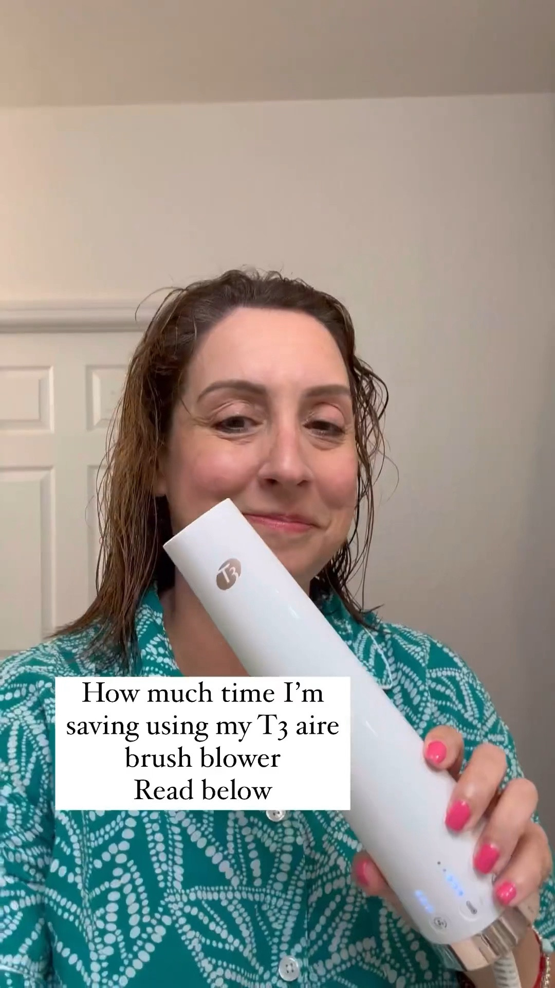 I am not close to being an expert at doing my hair.  In fact it something that I struggle with every day. 

Finding the right tools that can help is where I focus on.  
This T3 Airebrush deluxe
Blower has been great!! 

#LTKGiftGuide #LTKHoliday #LTKbeauty
