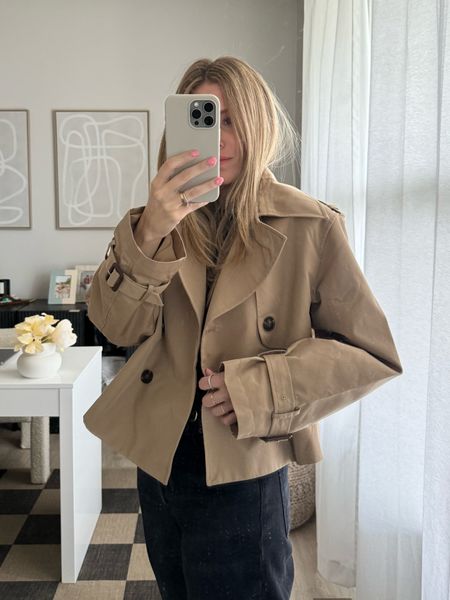H&M cropped trench jacket, linked a few Amazon jackets too

#LTKfindsunder50 #LTKfindsunder100 #LTKworkwear