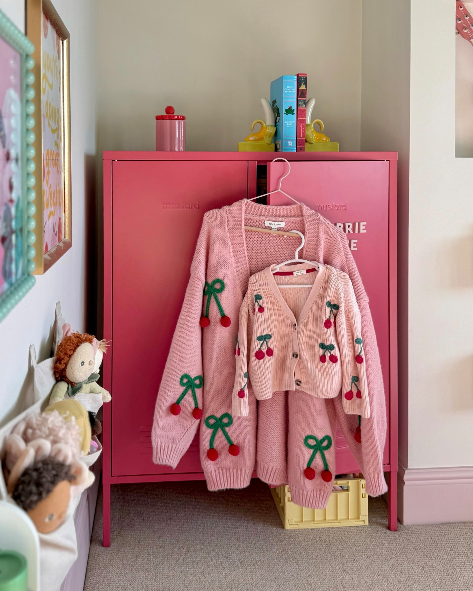 Matching cherry cardigans 🥺🍒

#fruitcardigan #minimatching #cherrycardigan

#LTKkids #LTKbaby #LTKuk