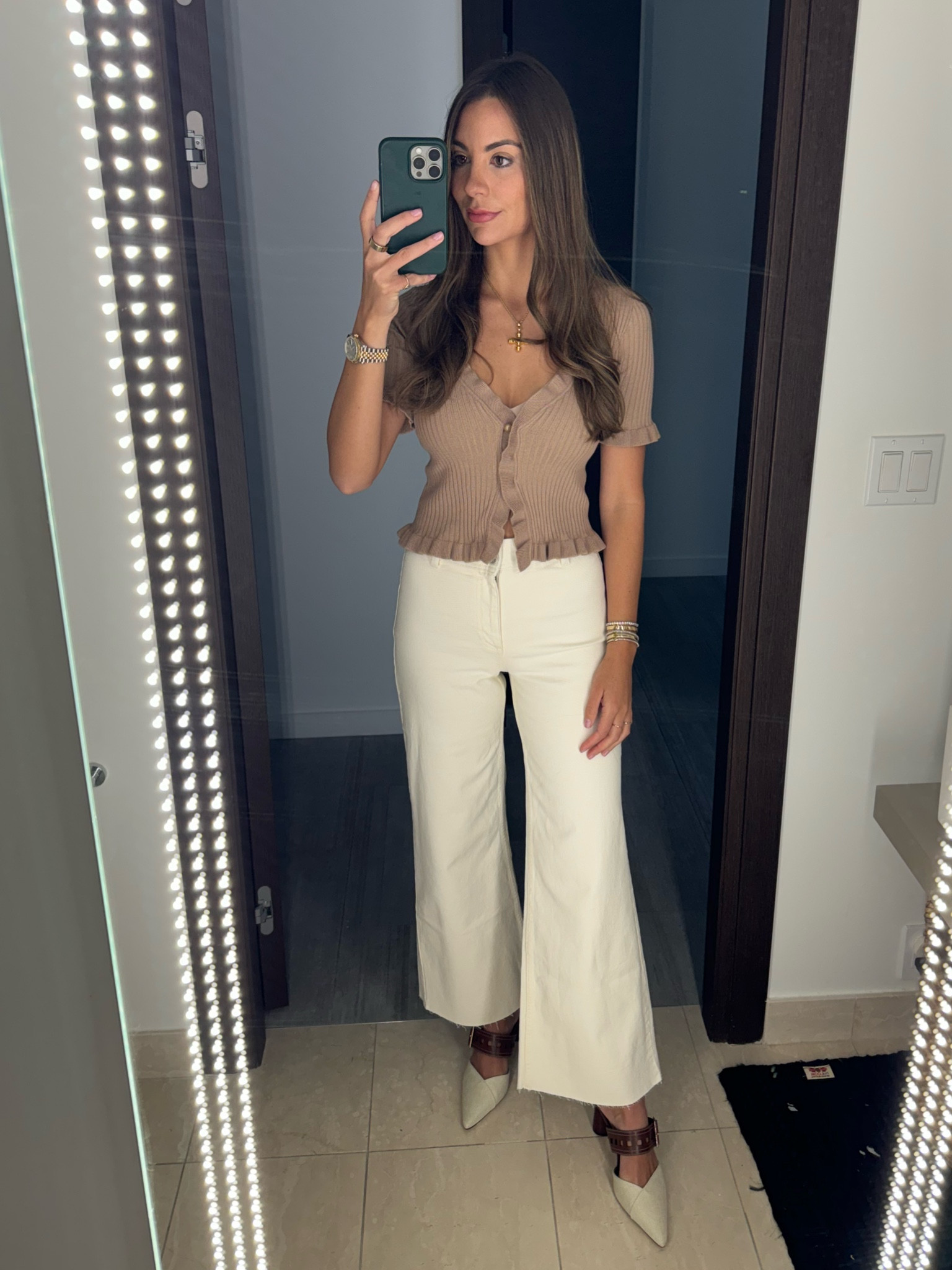 Classy Brunch outfit 

#LTKshoecrush #LTKsalealert #LTKstyletip