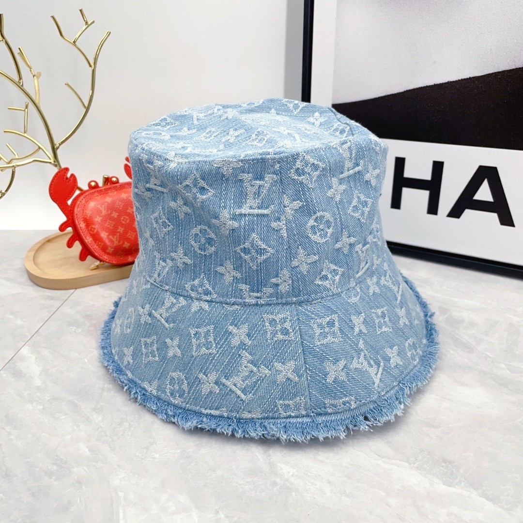 LV bucket hat ☀️ 

#LTKFestival #LTKFindsUnder50 #LTKTravel