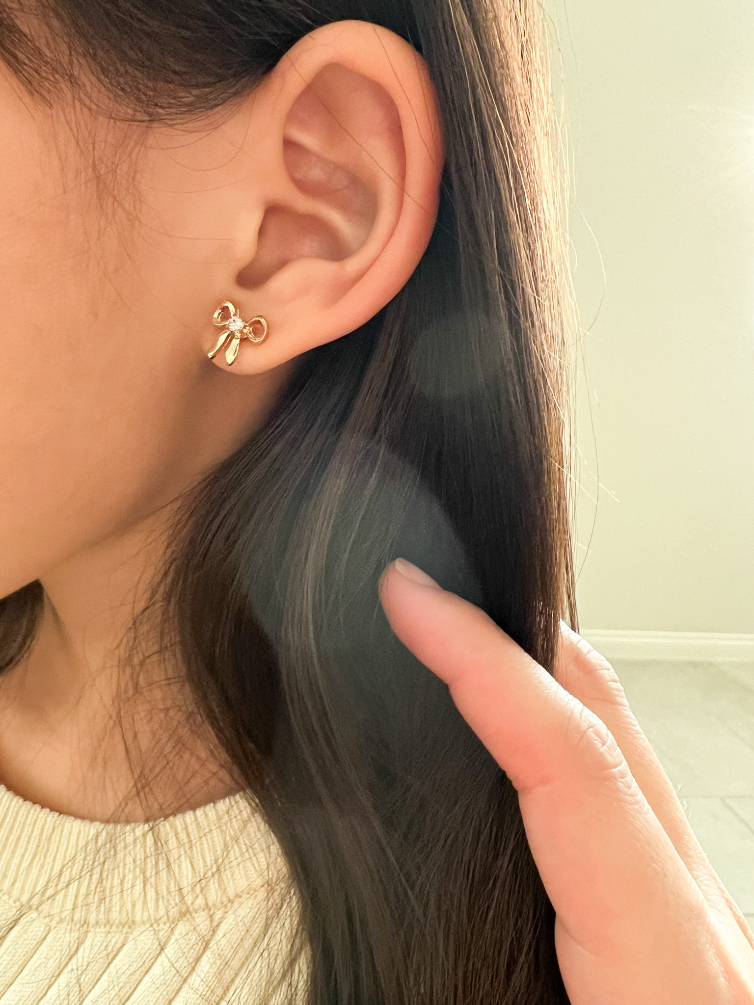 The cutest earrings for girls 💕 they come in a pack and are too cute! 
#earrings #bowearrings 

#LTKKids