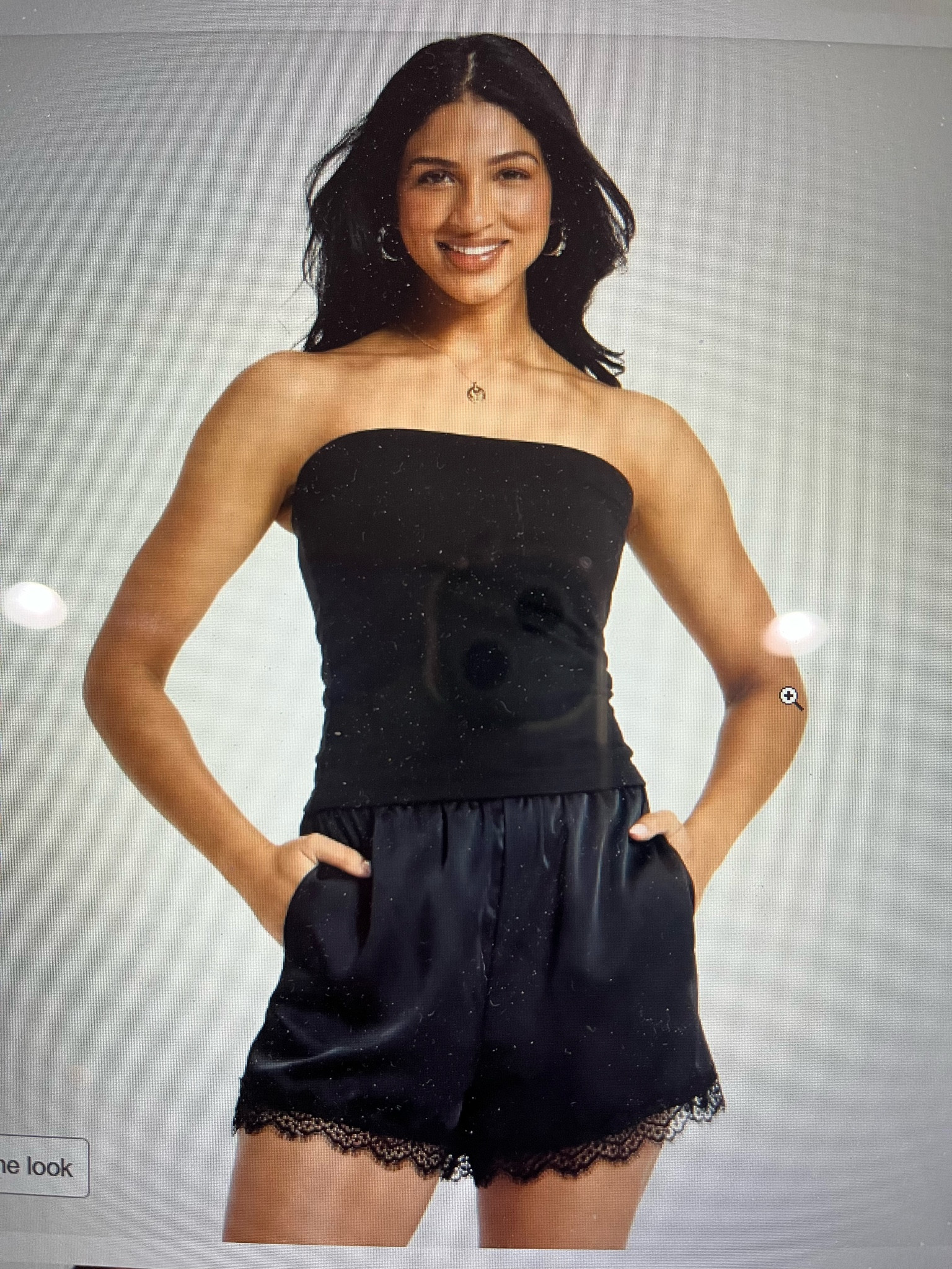 The most comfortable tube top I've ever worn! It's made of cotton and spandex and it stays up for a flattering fit! Looks great with just about anything and can be dressed up or down. I've linked it here for you! 

#LTKActive #LTKWorkwear #LTKTravel