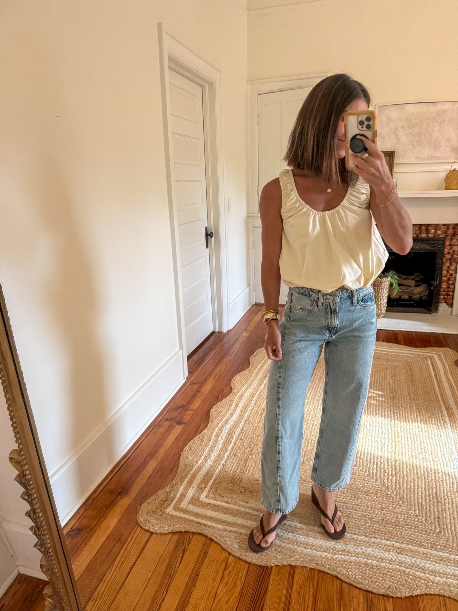 Barrel denim $60 in size 2

#LTKmomlife #LTKgrwm #LTKootd