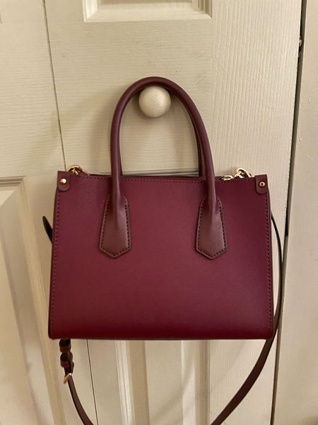 My favorite crossbody bag in burgundy! Strap is removable  Linking this year’s version which I have in two colors and love 
.
Red purse red bag 

#LTKitbag #LTKstyletip #LTKsalealert