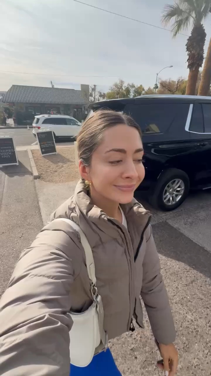 Nakie Face day! ✨ Love this puffer!!!