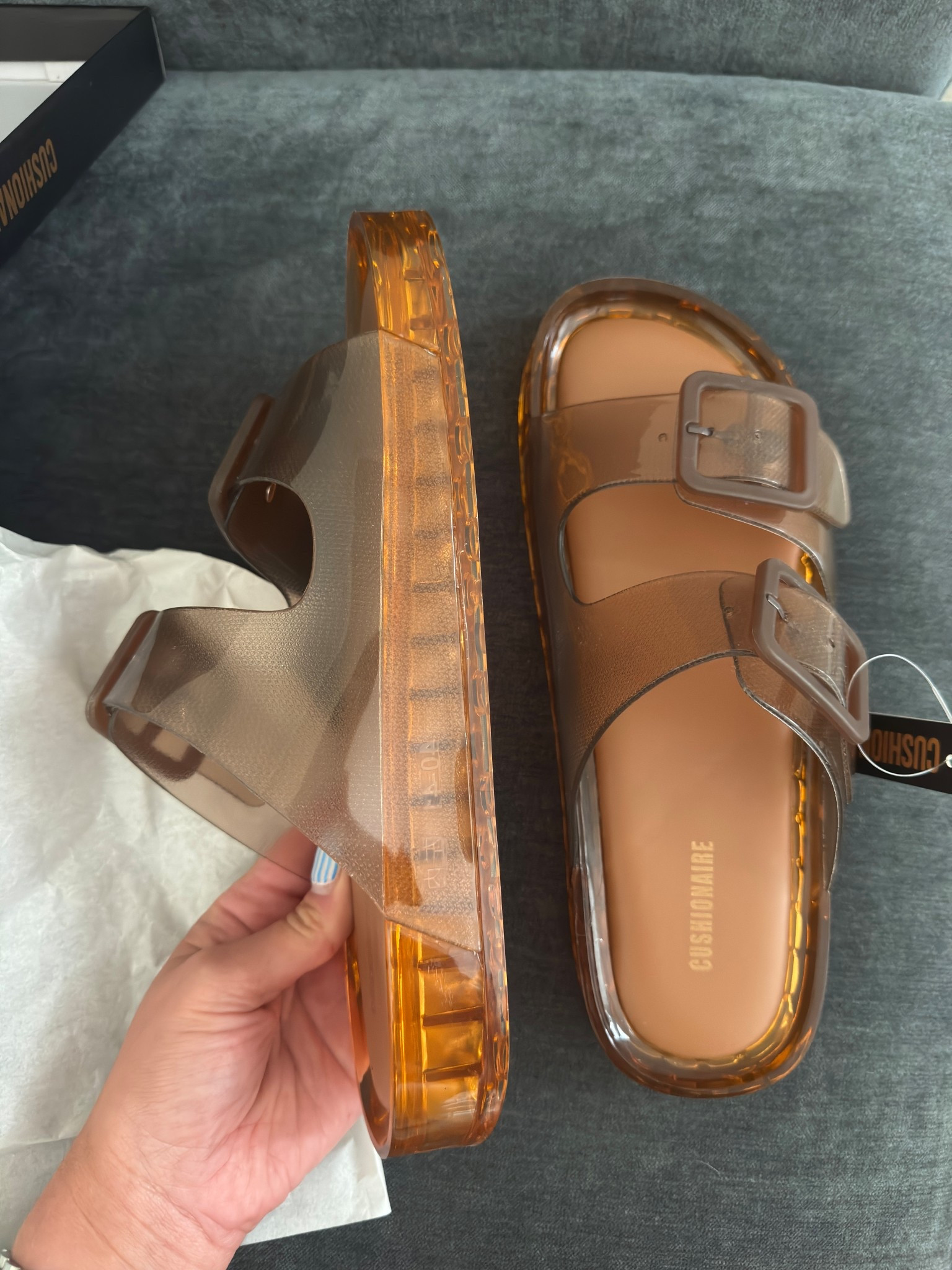 Obsessed with these 🤎✨ Cushionaire “Pool Whiskey” sandals from Walmart !! they give that effortless, neutral, everyday vibe but are actually SO comfy (Cushionaire always gets the comfort right 🙌🏼)

I grabbed a size 10 (I’m usually a 9.5) and they fit perfectly 👏🏼 so I’d say go up half a size if you’re in between!

Easy throw-on for errands, baseball nights, or just elevating a casual outfit 🤍