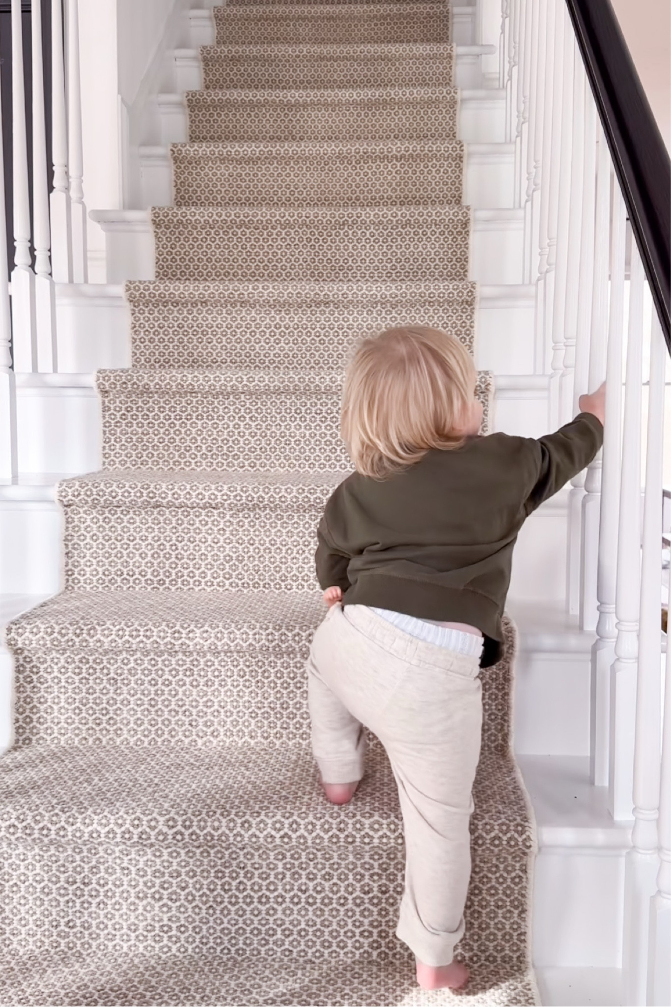 Stair runner!!! FYI you can order any custom size rug or runner through Annie selke!!

#LTKHome