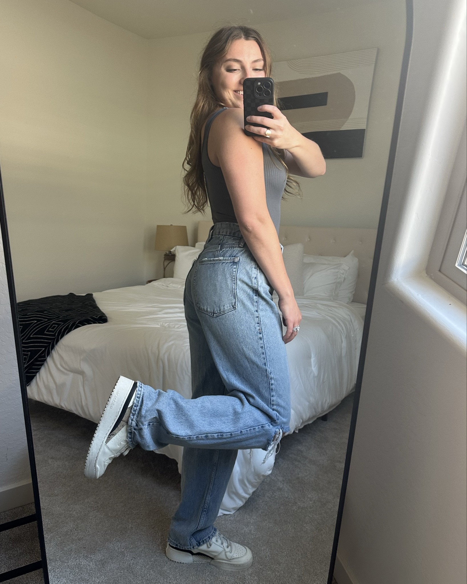 Can’t get enough of Good American jeans
This exact pair is available in my Poshmark if you’re looking for a deal! Size 27

Good American, Fall jeans, wide leg jeans, ootd, fall fashion 

#LTKStyleTip #LTKSeasonal