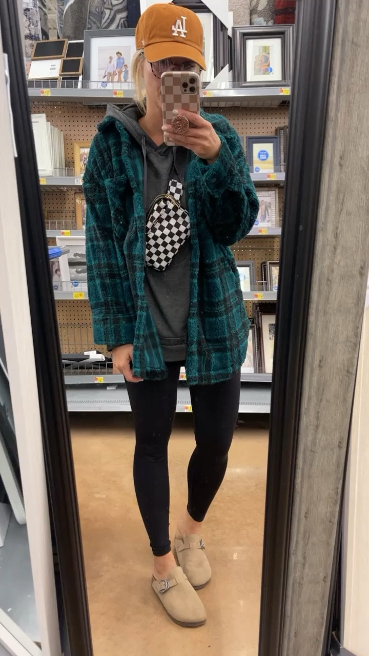 I just found the best Sherpa jacket!!! It comes in 4 colors (my store only had 2) but it’s perfect!!!!!! 
Sherpa size OX
Leggings XS
Hoodie large (for oversized fit)

#LTKfindsunder50 #LTKstyletip #LTKover40