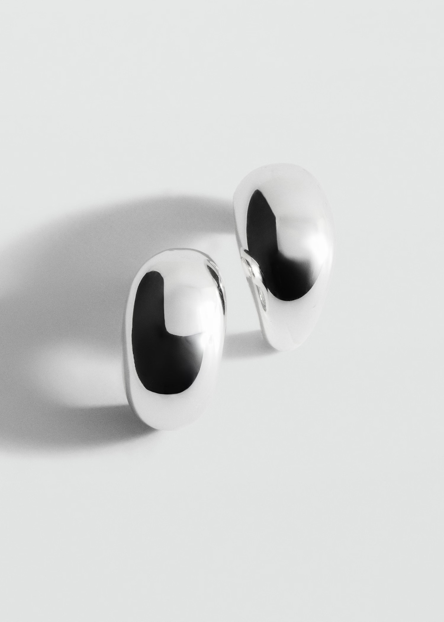 Intertwined double hoop earrings | MANGO (UK)